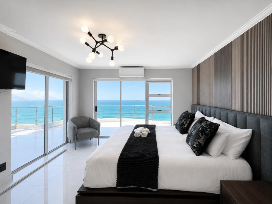 4 Bedroom Property for Sale in Beachfront Western Cape